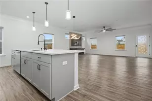 135 Marion Dr, Cartersville, GA 30120 - Photo 11