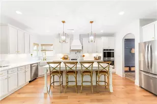 2210 Cascading Creek Ct, Cumming, GA 30041 - Photo 15