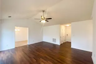 10454 Irongate Ln, Jonesboro, GA 30238 - Photo 3