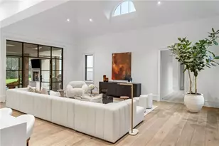 5245 Kenbrook Way, Sandy Springs, GA 30327 - Photo 19