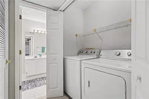 1405 Oakridge Cir, Decatur, GA 30033 - Photo 21