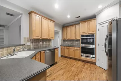 3194 Windsor Lake Drive NE, Atlanta, GA 30319 - Photo 41