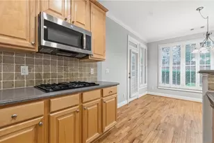 3194 Windsor Lake Dr NE, Atlanta, GA 30319 - Photo 39