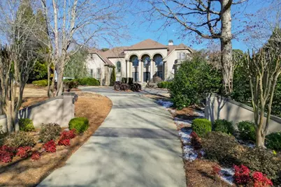 1905 Kathy Whitworth Drive, Braselton, GA 30517 - Photo 5