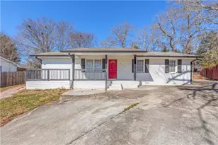 206 E 5th Ave, Winder, GA 30680 - Photo 1