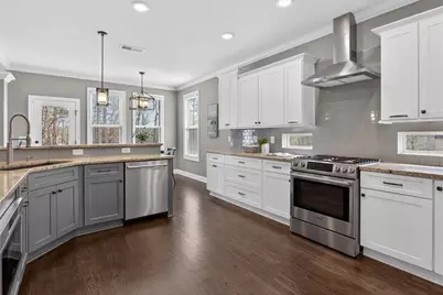 30 Branchcreek Pass SE, Cartersville, GA 30121 - Photo 3