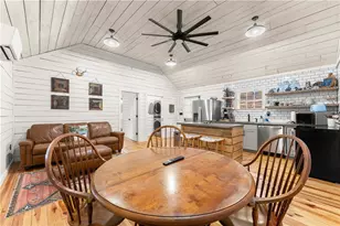 121 Waterfalls Wy, Clarkesville, GA 30523 - Photo 17