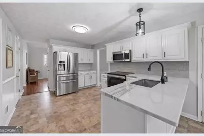 124 Price Hills Court, Sugar Hill, GA 30518 - Photo 3