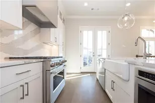 210 Midnight Oak Run, Alpharetta, GA 30009 - Photo 13