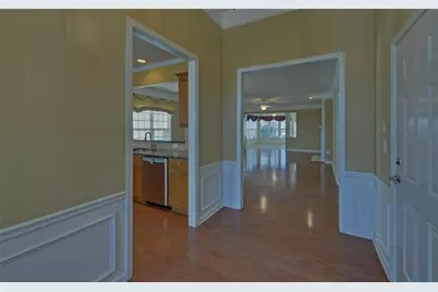 5908 Mountain Bluff Way, Hoschton, GA 30548 - Photo 5