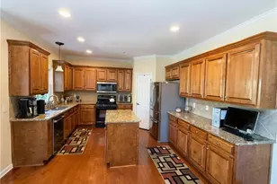 538 Cape Ivey Dr, Dacula, GA 30019 - Photo 7