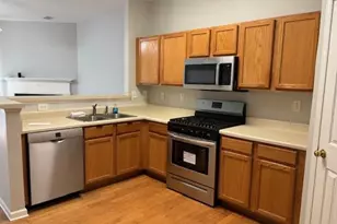 1504 Cove Creek Cir, Norcross, GA 30093 - Photo 3
