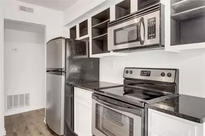 702 Glenleaf Drive, Peachtree Corners, GA 30092 - Photo 9