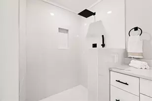 1027 N Born Rd, Stone Mountain, GA 30088 - Photo 17