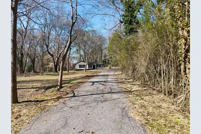 1027 N Born Road, Stone Mountain, GA 30088 - Photo 25