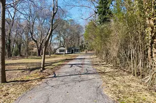 1027 N Born Rd, Stone Mountain, GA 30088 - Photo 25