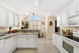 1584 Snow Hill Dr, Lawrenceville, GA 30045 - Photo 7