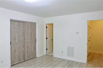 3761 Lake Point Boulevard, Suwanee, GA 30024 - Photo 15