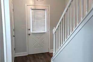 906 Wedgewood Way, Sandy Springs, GA 30350 - Photo 3