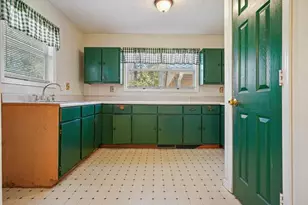 4646 W Lakeshore Dr, Acworth, GA 30101 - Photo 13