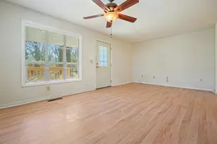 4646 W Lakeshore Dr, Acworth, GA 30101 - Photo 7