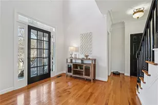 4020 Hampshire Ct, Suwanee, GA 30024 - Photo 5