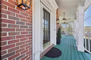 4020 Hampshire Ct, Suwanee, GA 30024 - Photo 3