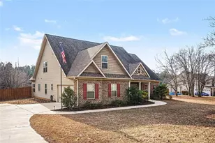 817 Smallwood Trace, Hampton, GA 30228 - Photo 1