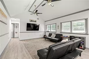 436 W Lake Ave NW, Atlanta, GA 30318 - Photo 7