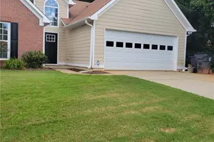 1150 Hillary Ln, Lawrenceville, GA 30043 - Photo 3