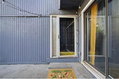 1039 Mariners Court, Stone Mountain, GA 30083 - Photo 3