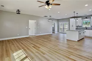 105 Keisha Ln, Calhoun, GA 30701 - Photo 13