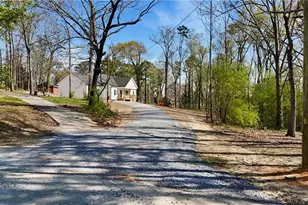 105 Keisha Ln, Calhoun, GA 30701 - Photo 3