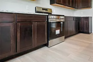 90 Hampton Way, Jefferson, GA 30549 - Photo 9