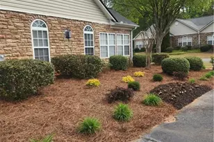 3735 Villa Springs Cir, Powder Springs, GA 30127 - Photo 3