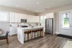 1492 Spruce Dr, Conyers, GA 30094 - Photo 7