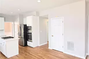 641 Olde Ivy Way, Stone Mountain, GA 30087 - Photo 3