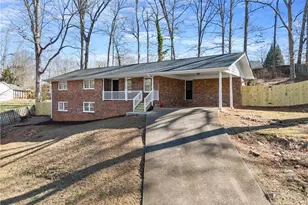 3670 Windy Hill Dr, Gainesville, GA 30504 - Photo 3