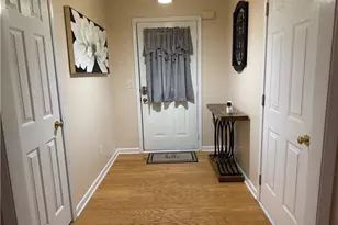 137 Park Forest Dr NW, Kennesaw, GA 30144 - Photo 3