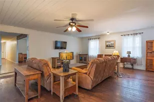 240 Sunrise Cir SE, Calhoun, GA 30701 - Photo 5