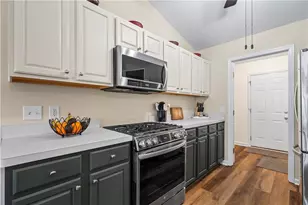 263 Hardwood Dr, Cleveland, GA 30528 - Photo 17