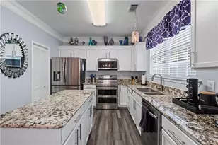 925 Pierce Ivy Ct, Lawrenceville, GA 30043 - Photo 13