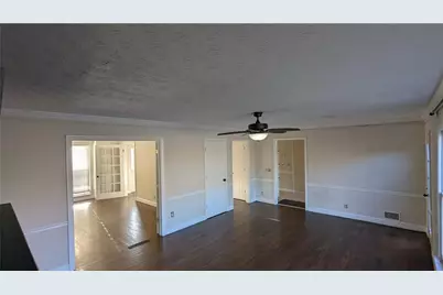 3638 Autumn Ridge Parkway, Marietta, GA 30066 - Photo 7