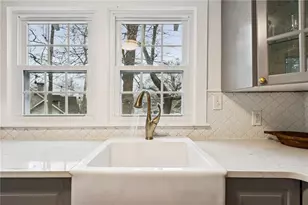 2053 Oakview Rd SE, Atlanta, GA 30317 - Photo 23