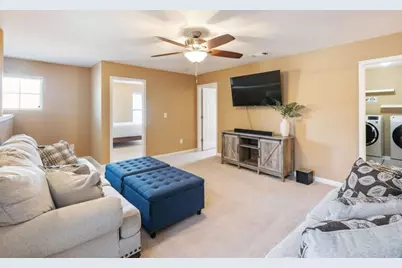 6377 Barker Station Walk, Sugar Hill, GA 30518 - Photo 19