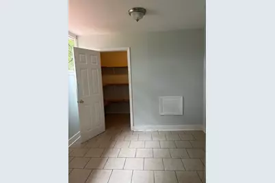 693 Dill Avenue SW, Atlanta, GA 30310 - Photo 9