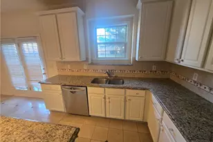 2206 Creekway Dr, Marietta, GA 30066 - Photo 17