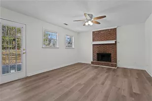 798 Aberdeen Dr, Stone Mountain, GA 30083 - Photo 17