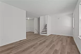 798 Aberdeen Dr, Stone Mountain, GA 30083 - Photo 5