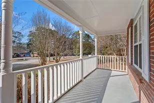 798 Aberdeen Dr, Stone Mountain, GA 30083 - Photo 3
